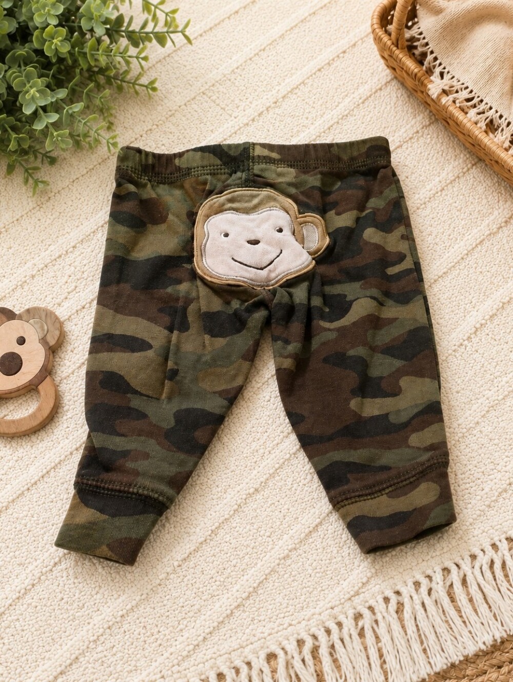 Carter’s Baby Boy Camo Pull-On Jogger Pants /Monkey Back Appliqué Size 3 M
